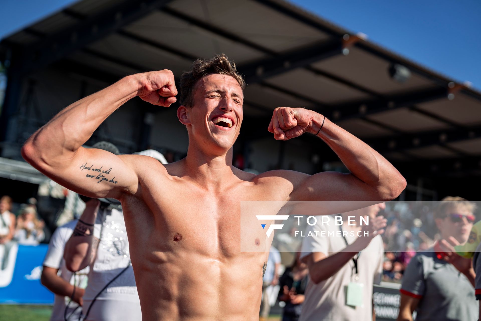 Simon Ehammer (SUI) gewinnt in Ratingen mit National Rekord (8354 Punkte) am 08.05.2022 beim Stadtwerke Ratingen Mehrkampf-Meeting 2022 in Ratingen